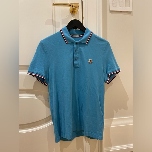 Moncler 3-button polo with striped sky blue trim - Picture 2 of 12
